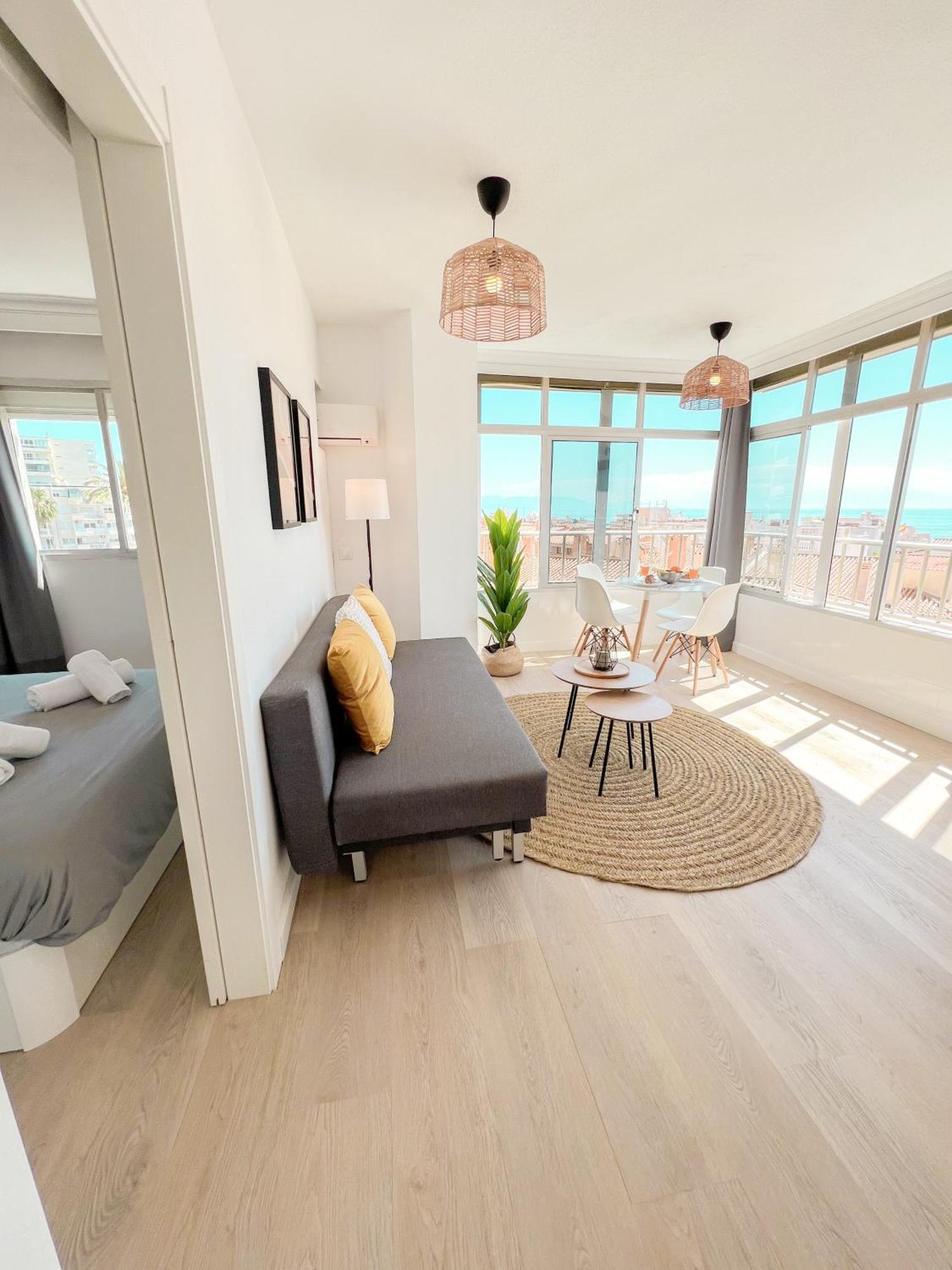 Palm Beach Aparment Sea Views Torremolinos Exterior photo