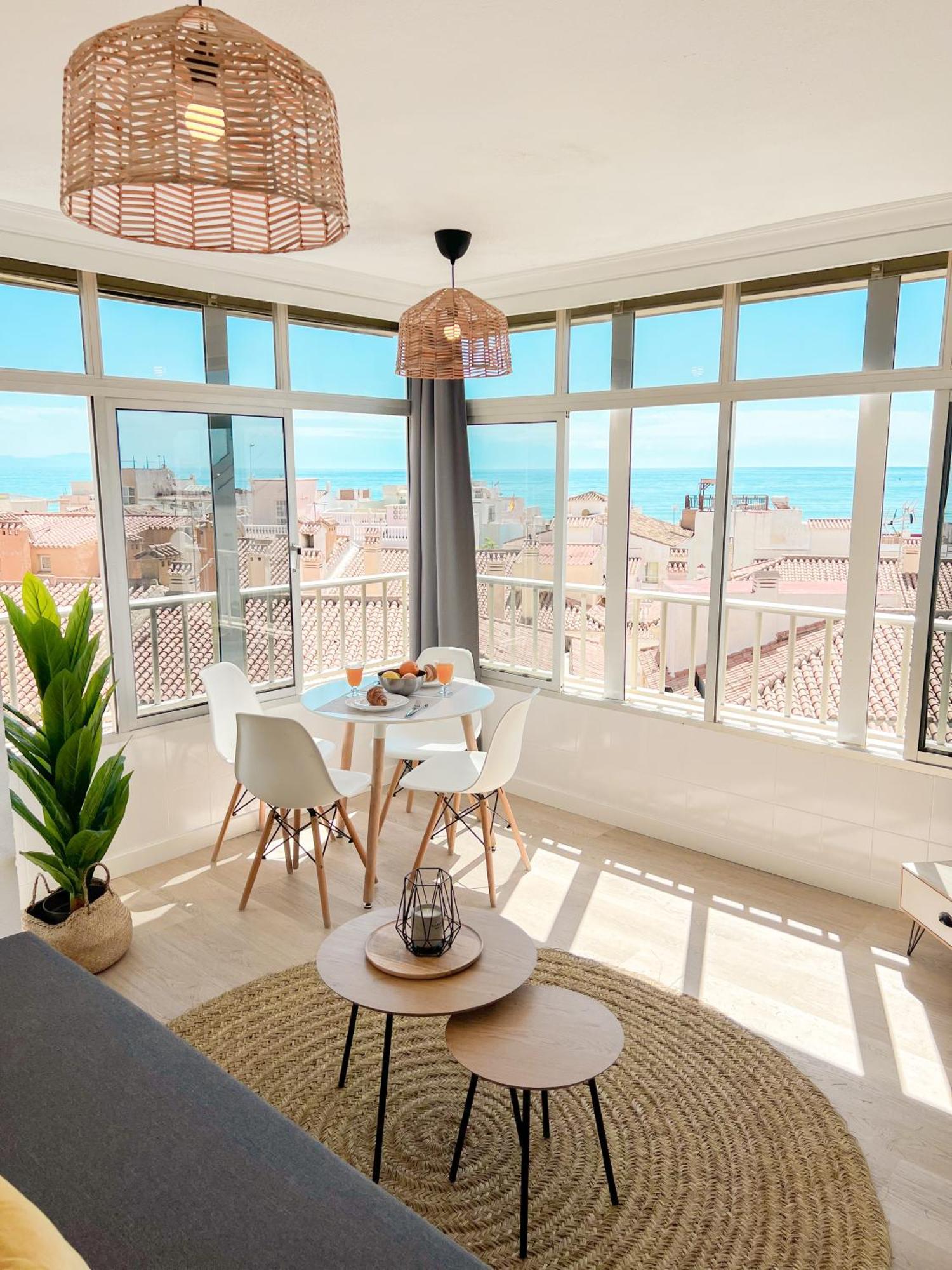 Palm Beach Aparment Sea Views Torremolinos Exterior photo